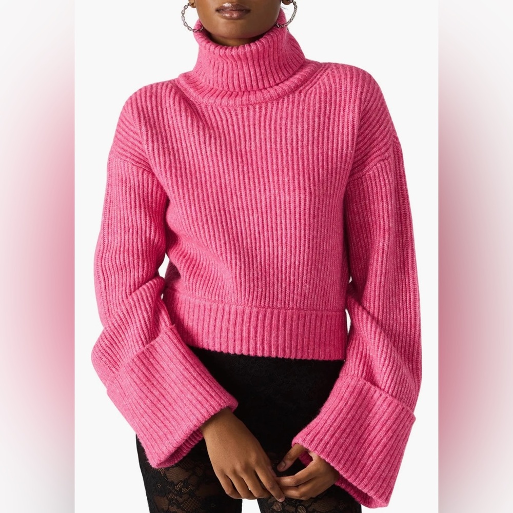 STEVE MADDEN
ADELADE SWEATER | PINK CARNATION